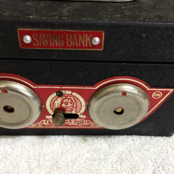 Vintage Black Metal Savings Bank SAN Lion Handle Coin Slot Good Condition - Picture 2 of 7